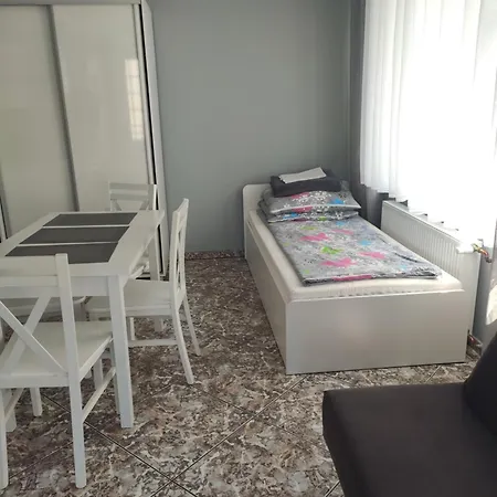 I Biala Hortensja * أوسترونيه مورسكية