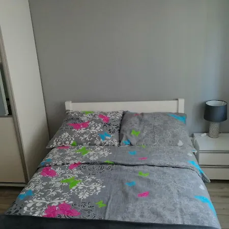 I Biala Hortensja * أوسترونيه مورسكية