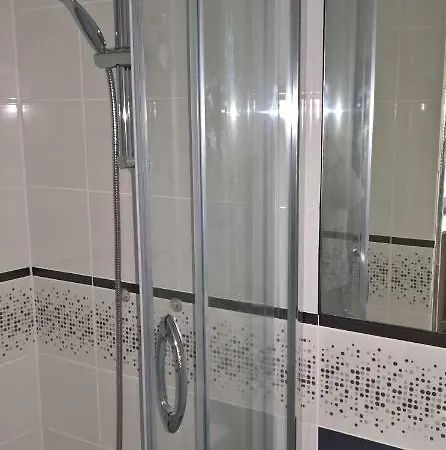 I Biala Hortensja أوسترونيه مورسكية