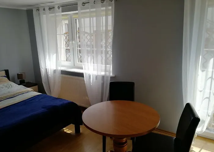 I Biala Hortensja 尤斯托尼莫斯基